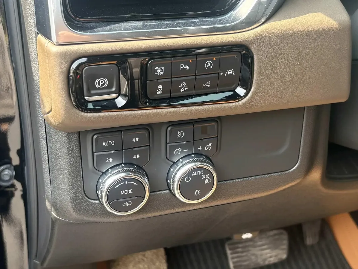 2025 The Durant Guild YUKON 2.7T 303HP L4 10AT,autocango,china used car exporter,china ev exporter,chinese used car exporter,chinese used ev exporter