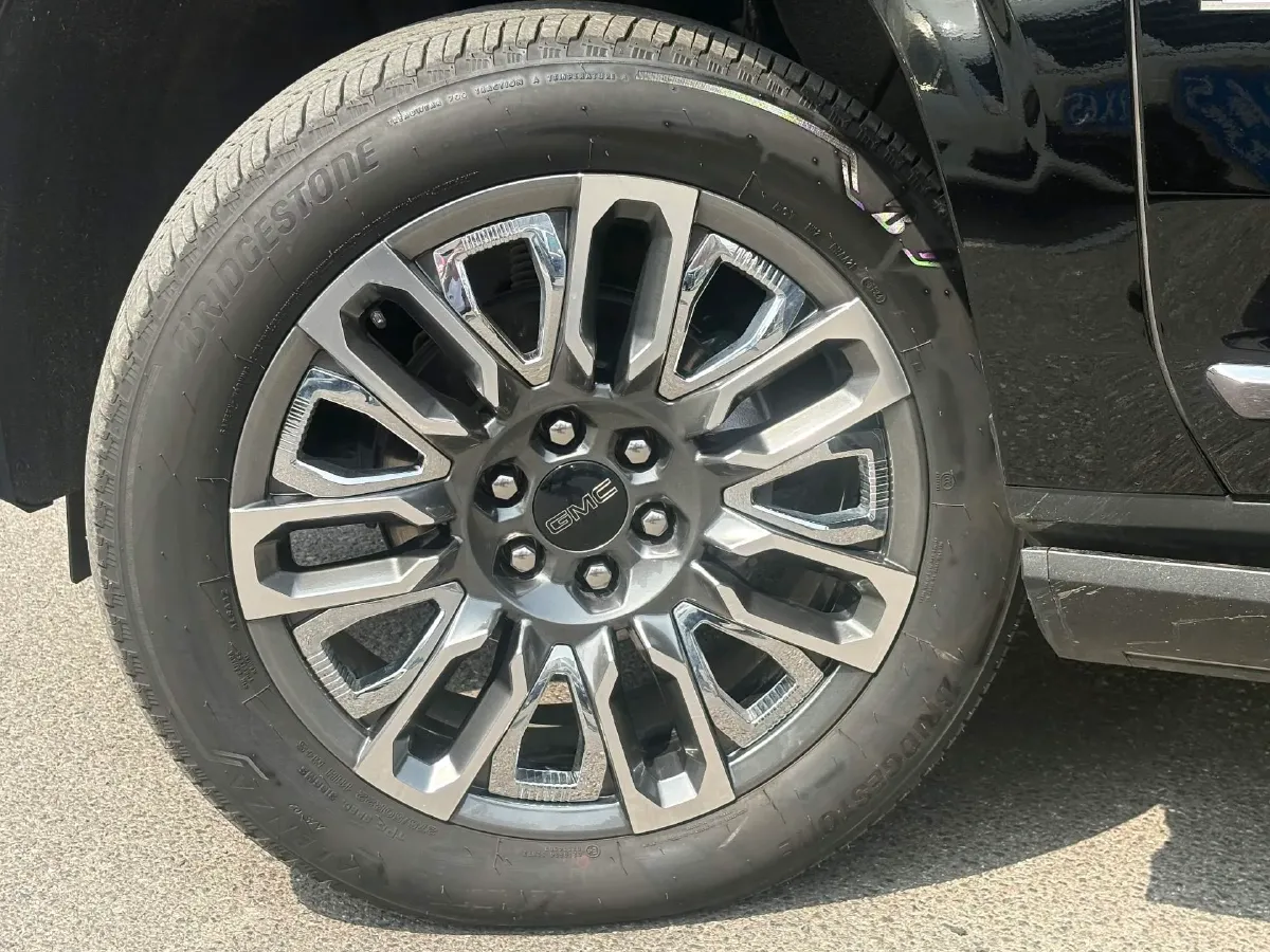 2025 The Durant Guild YUKON 2.7T 303HP L4 10AT,autocango,china used car exporter,china ev exporter,chinese used car exporter,chinese used ev exporter