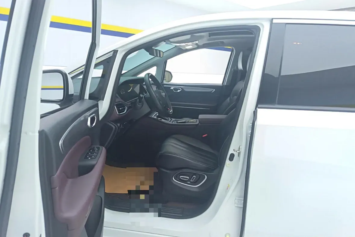 2021 GAC Trumpchi M6 1.5T 169HP L4 7DCT,autocango,china used car exporter,china ev exporter,chinese used car exporter,chinese used ev exporter