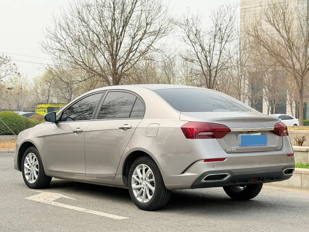 2021 BaoJun 530 1.5T 147HP L4 CVT,autocango,china used car exporter,china ev exporter,chinese used car exporter,chinese used ev exporter