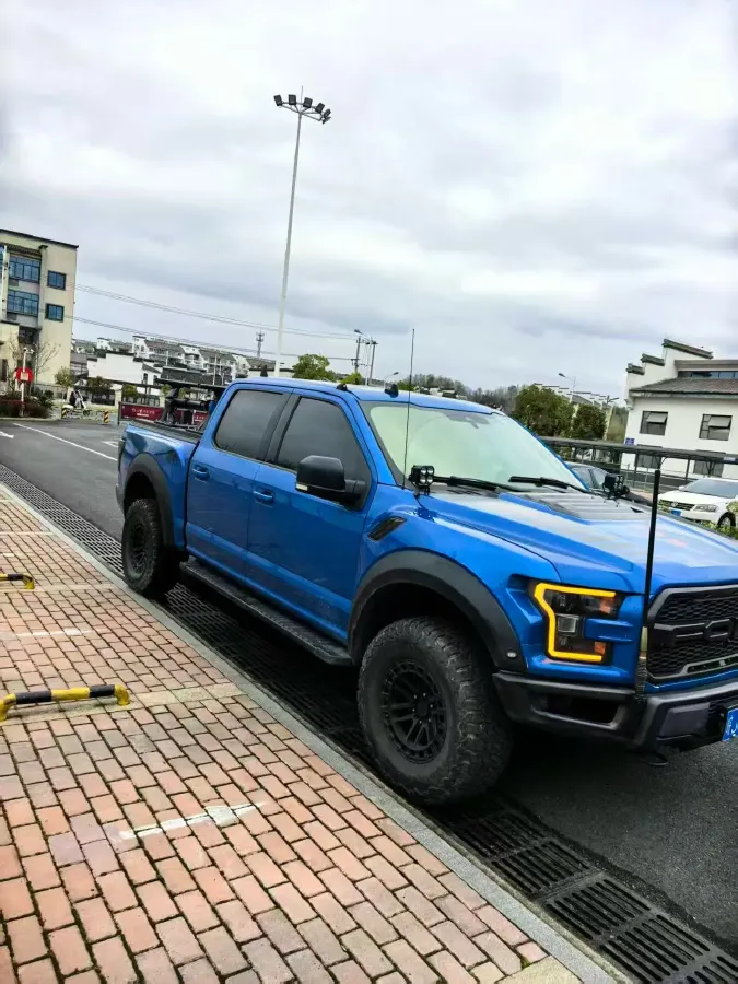 2019 Ford F-150 3.5T 381HP V6 10AT,autocango,china used car exporter,china ev exporter,chinese used car exporter,chinese used ev exporter