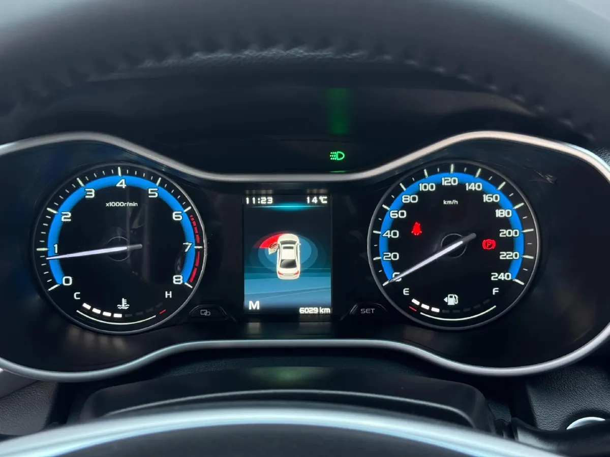 2019 Geely Emgrand 1.5L 109HP L4 5MT,autocango,china used car exporter,china ev exporter,chinese used car exporter,chinese used ev exporter