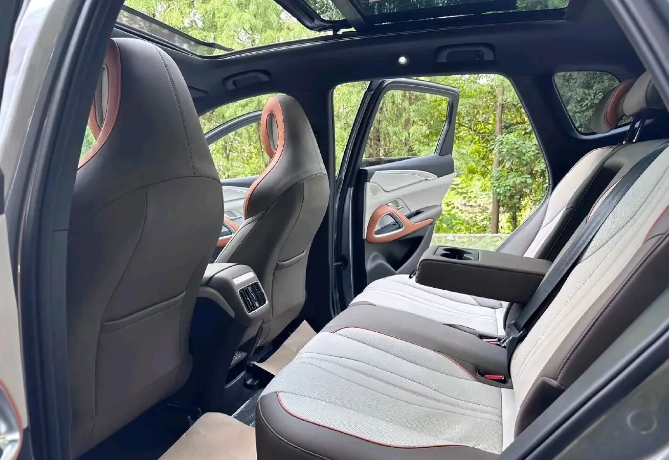 2023 BYD Song Pro 1.5L 110HP L4 E-CVT PHEV 12.9KWH,autocango,china used car exporter,china ev exporter,chinese used car exporter,chinese used ev exporter