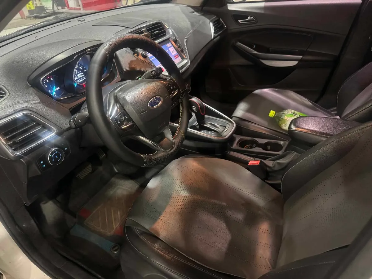 2019 Ford Escort 1.5L 122HP L3 6AT,autocango,china used car exporter,china ev exporter,chinese used car exporter,chinese used ev exporter