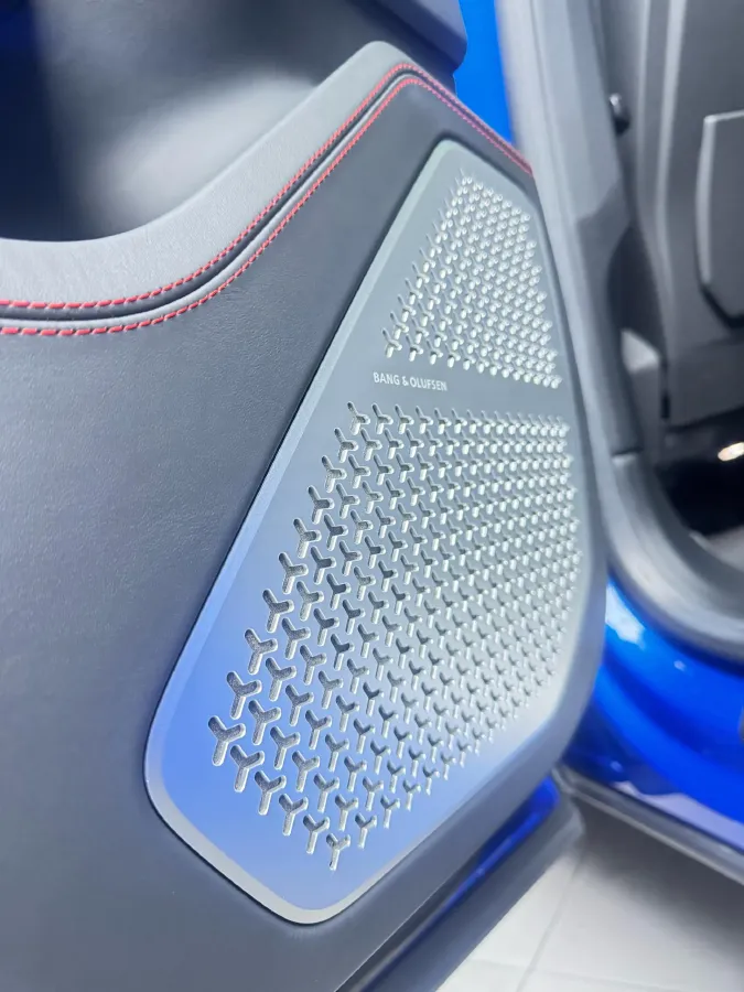 2021 Lamborghini Urus 4.0T 641HP V8 8AT,autocango,china used car exporter,china ev exporter,chinese used car exporter,chinese used ev exporter