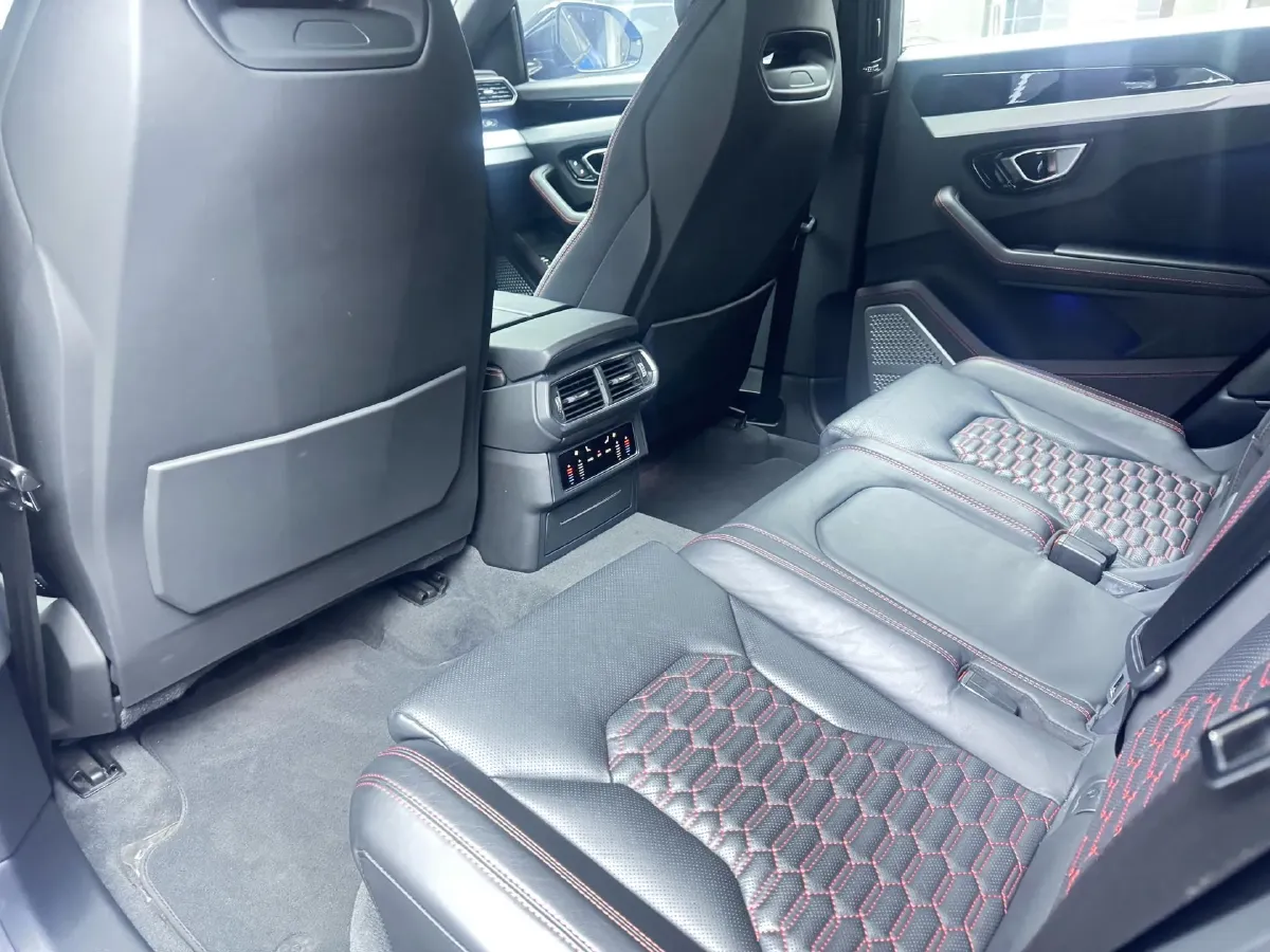 2021 Lamborghini Urus 4.0T 641HP V8 8AT,autocango,china used car exporter,china ev exporter,chinese used car exporter,chinese used ev exporter