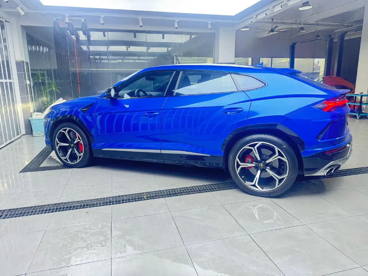 2021 Lamborghini Urus 4.0T 641HP V8 8AT,autocango,china used car exporter,china ev exporter,chinese used car exporter,chinese used ev exporter