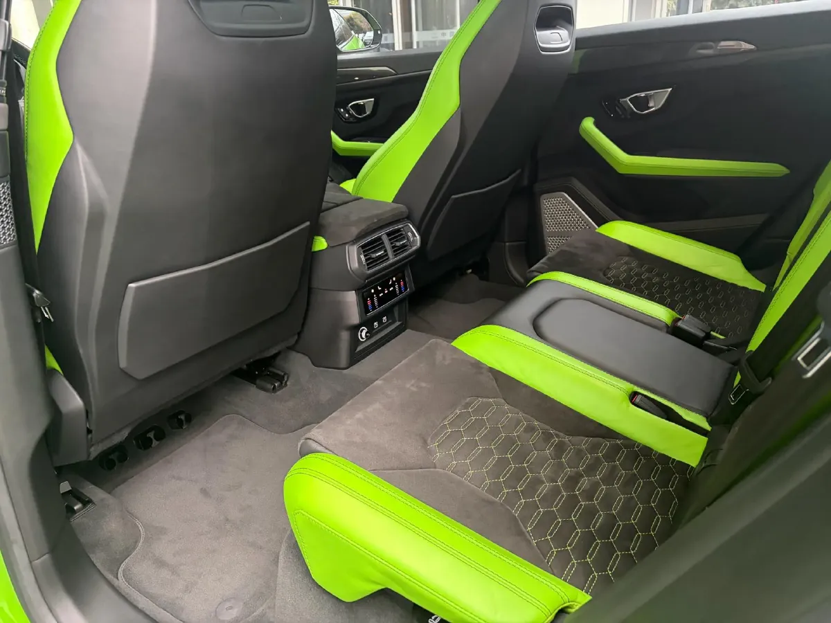 2021 Lamborghini Urus 4.0T 641HP V8 8AT,autocango,china used car exporter,china ev exporter,chinese used car exporter,chinese used ev exporter