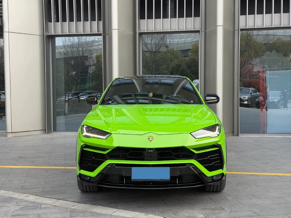 2021 Lamborghini Urus 4.0T 641HP V8 8AT,autocango,china used car exporter,china ev exporter,chinese used car exporter,chinese used ev exporter
