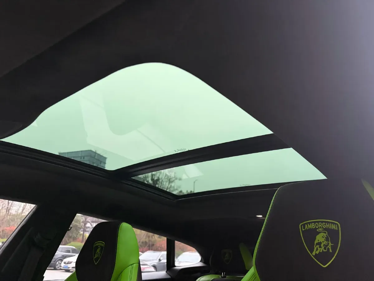 2021 Lamborghini Urus 4.0T 641HP V8 8AT,autocango,china used car exporter,china ev exporter,chinese used car exporter,chinese used ev exporter