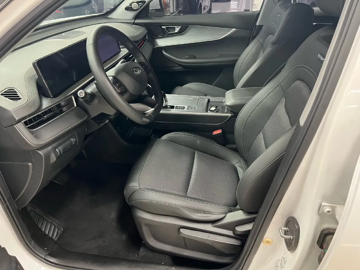 2021 Chery Tiggo 7 Plus 1.5T 156HP L4 CVT,autocango,china used car exporter,china ev exporter,chinese used car exporter,chinese used ev exporter