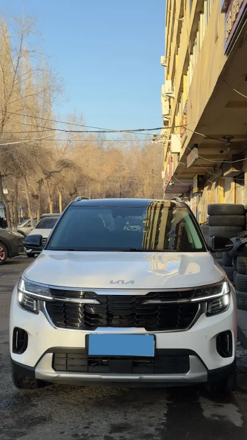 2023 Kia Seltos 1.5L 115HP L4 CVT,autocango,china used car exporter,china ev exporter,chinese used car exporter,chinese used ev exporter