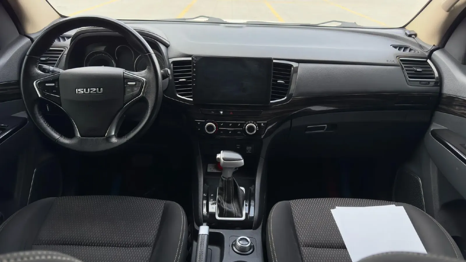 2020 Isuzu Mu-X 1.9T 166HP L4 6AT,autocango,china used car exporter,china ev exporter,chinese used car exporter,chinese used ev exporter