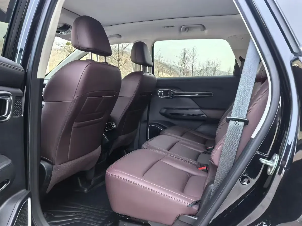 2022 Geely Okavango 1.8T 184HP L4 7DCT,autocango,china used car exporter,china ev exporter,chinese used car exporter,chinese used ev exporter