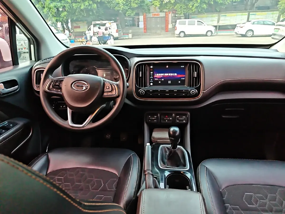 2017 GAC Trumpchi GS3 1.5L 114HP L4 5MT,autocango,china used car exporter,china ev exporter,chinese used car exporter,chinese used ev exporter