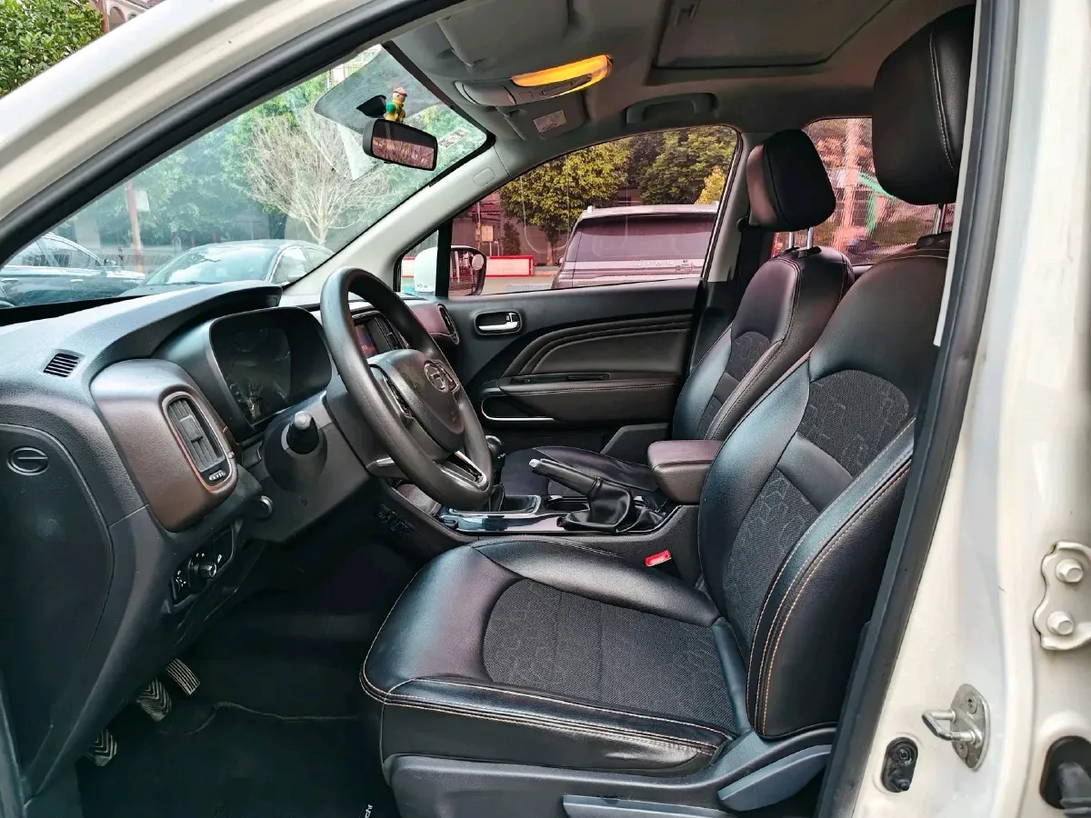 2017 GAC Trumpchi GS3 1.5L 114HP L4 5MT,autocango,china used car exporter,china ev exporter,chinese used car exporter,chinese used ev exporter