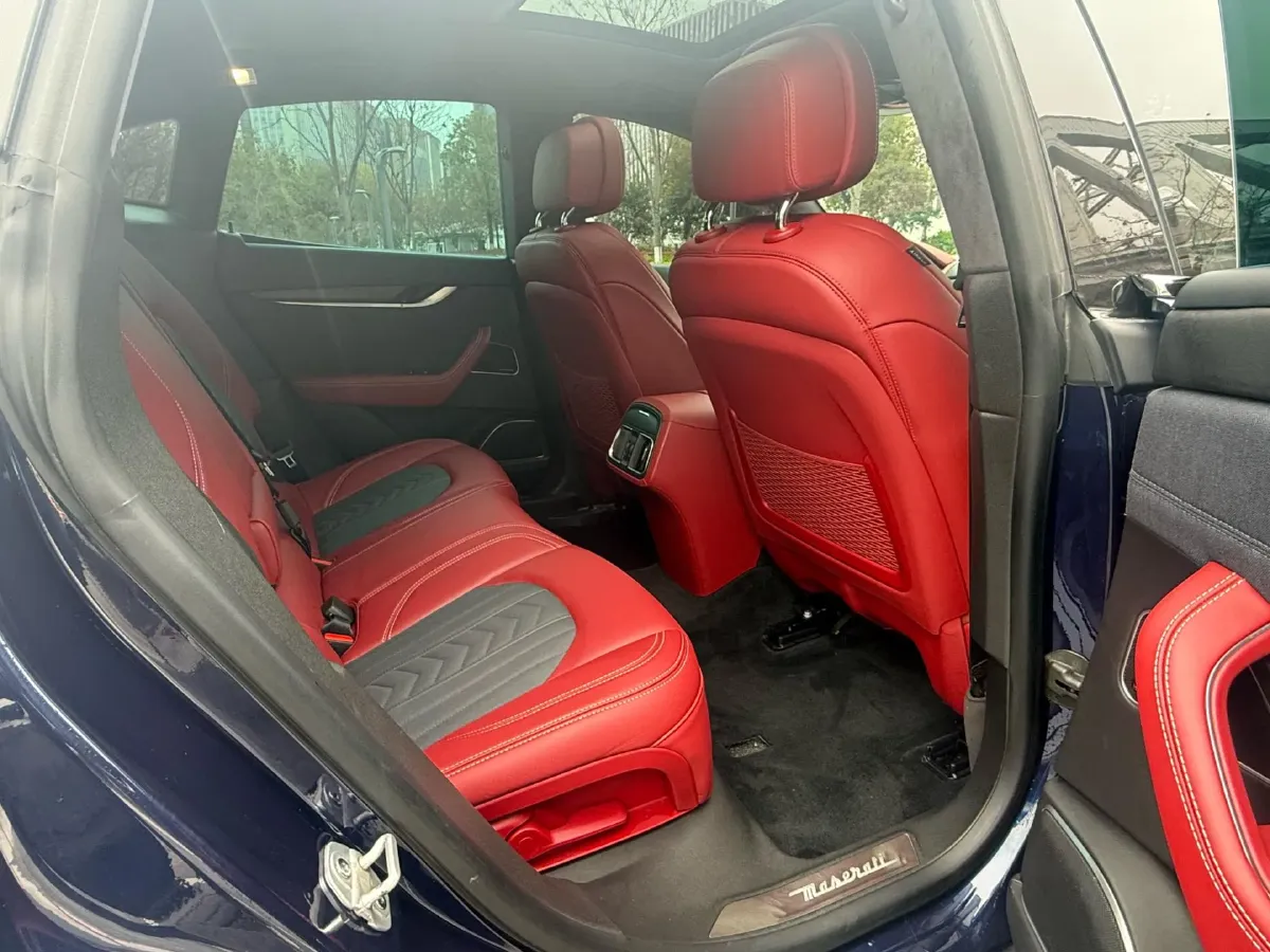 2019 Maserati Levante 3.0T 350HP V6 8AT,autocango,china used car exporter,china ev exporter,chinese used car exporter,chinese used ev exporter