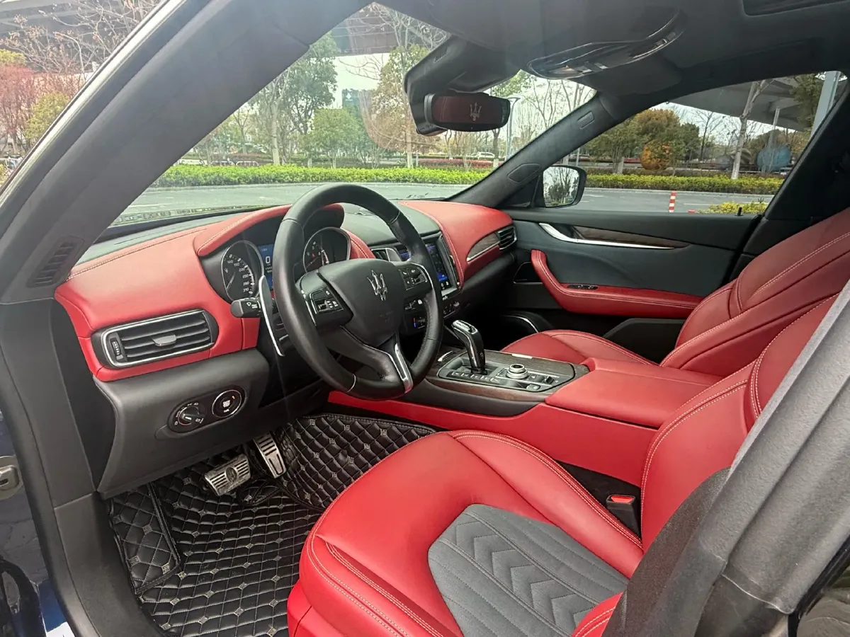 2019 Maserati Levante 3.0T 350HP V6 8AT,autocango,china used car exporter,china ev exporter,chinese used car exporter,chinese used ev exporter