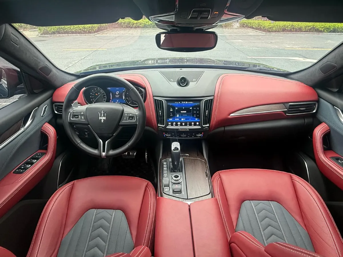 2019 Maserati Levante 3.0T 350HP V6 8AT,autocango,china used car exporter,china ev exporter,chinese used car exporter,chinese used ev exporter