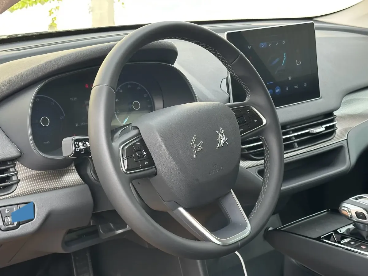 2024 HongQi E-QM5 BEV 60KWH,autocango,china used car exporter,china ev exporter,chinese used car exporter,chinese used ev exporter