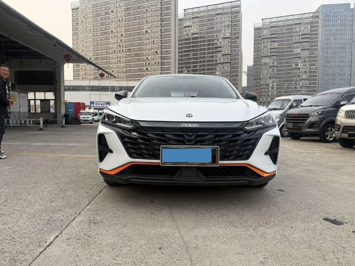 2023 DongFeng Aeolus YiXuan 1.5L 125HP L4 6DCT,autocango,china used car exporter,china ev exporter,chinese used car exporter,chinese used ev exporter