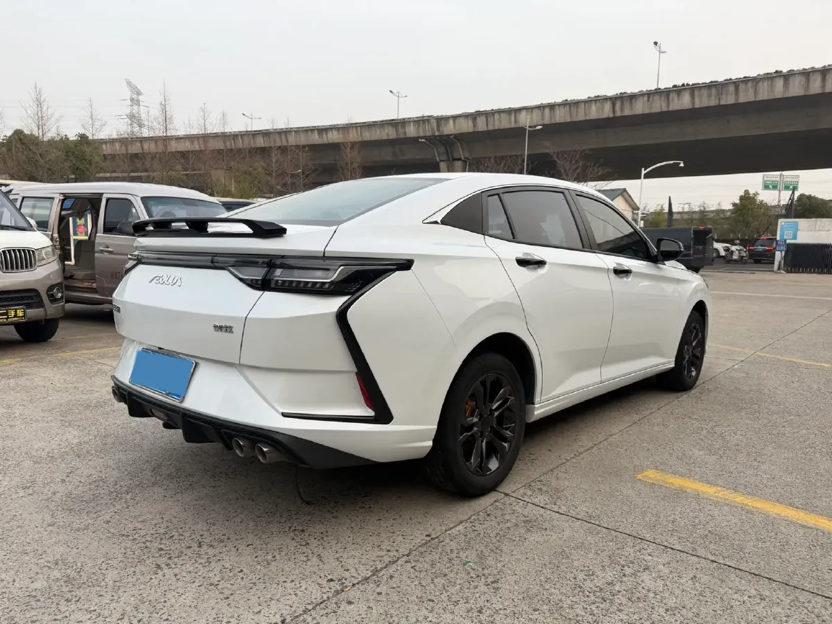 2023 DongFeng Aeolus YiXuan 1.5L 125HP L4 6DCT,autocango,china used car exporter,china ev exporter,chinese used car exporter,chinese used ev exporter