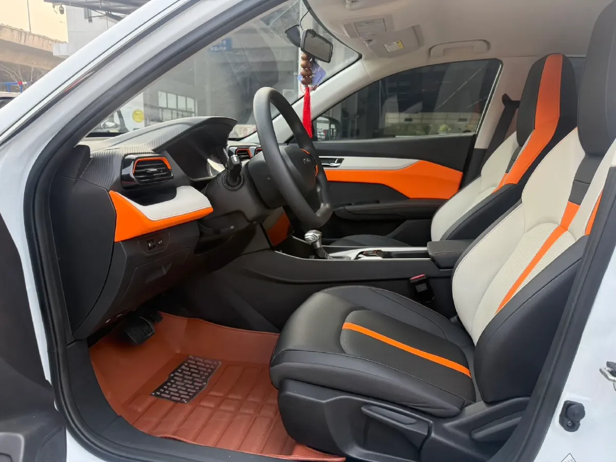 2023 DongFeng Aeolus YiXuan 1.5L 125HP L4 6DCT,autocango,china used car exporter,china ev exporter,chinese used car exporter,chinese used ev exporter