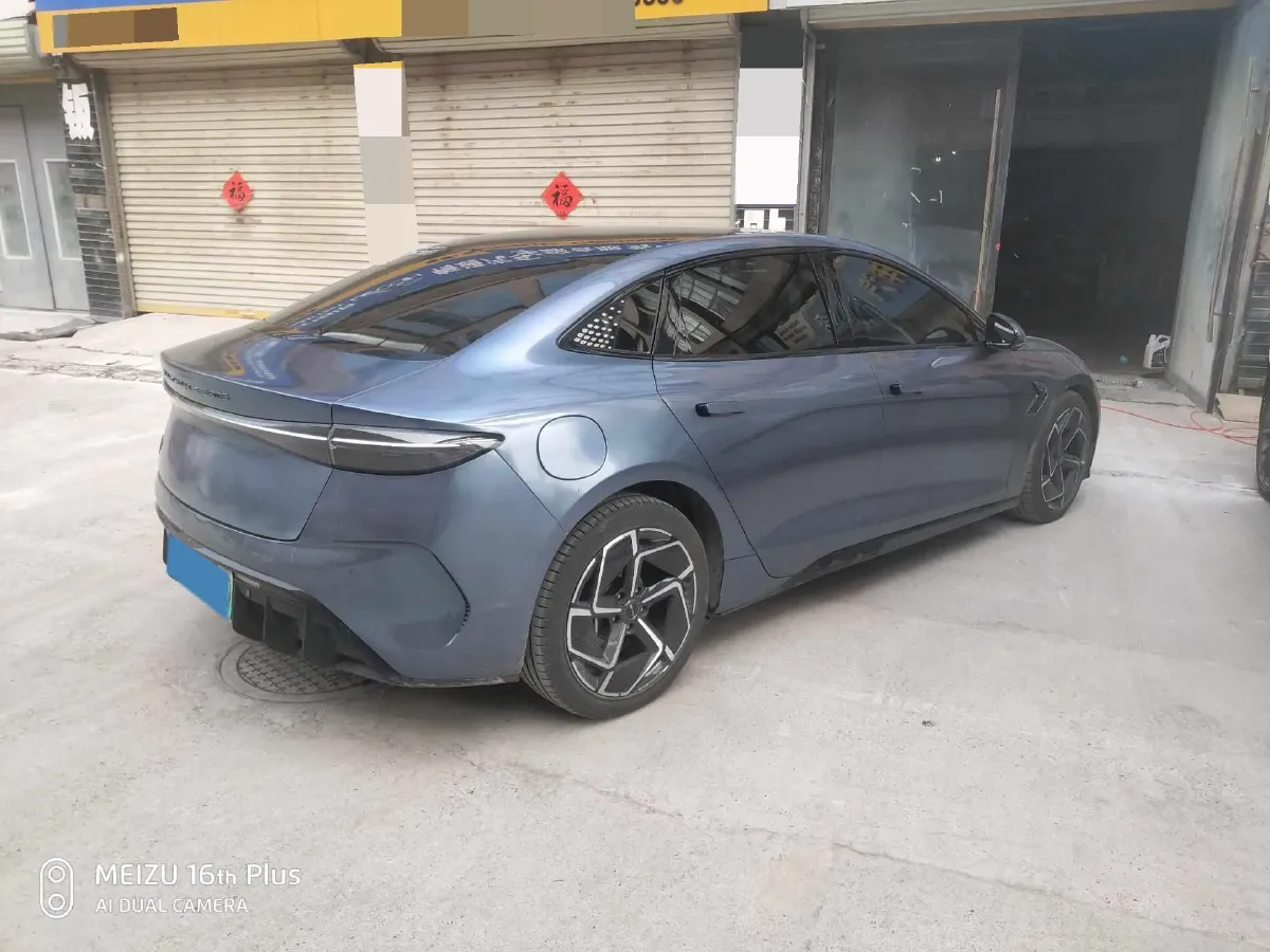 2022 AITO AITO M5 Range Extended 125HP REEV 40KWH,autocango,china used car exporter,china ev exporter,chinese used car exporter,chinese used ev exporter