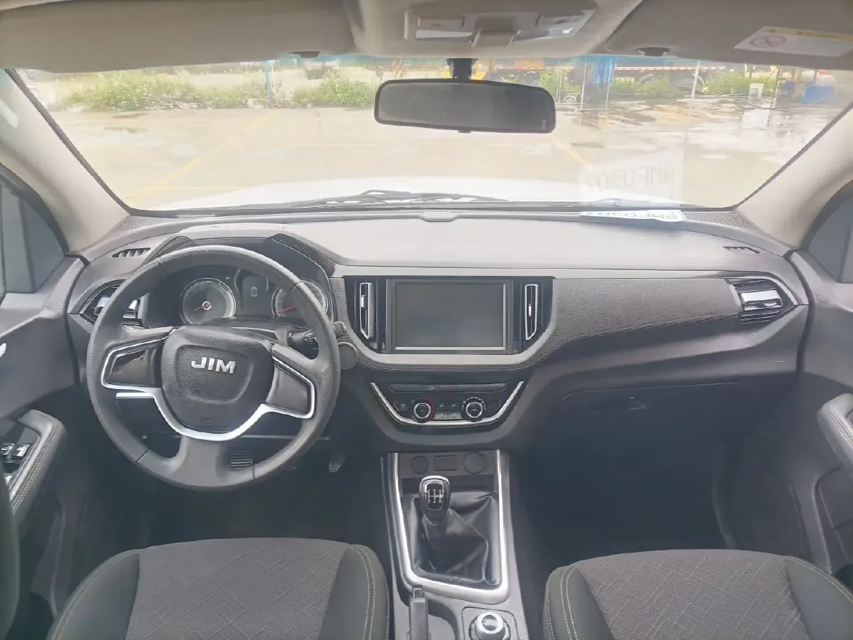 2024 Isuzu Jim 2.8T 120HP L4 5MT,autocango,china used car exporter,china ev exporter,chinese used car exporter,chinese used ev exporter