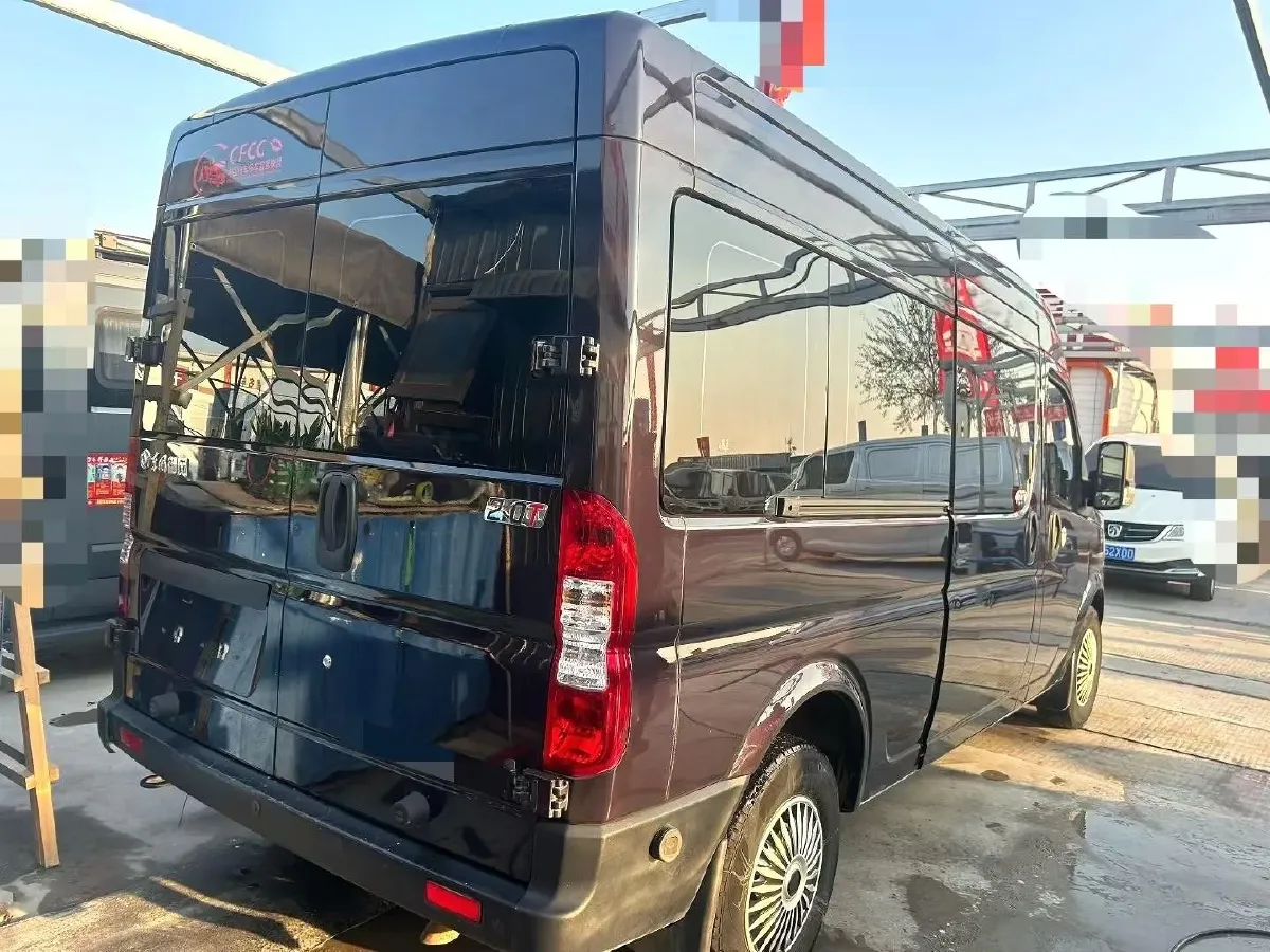 2023 MAXUS XinTu V70 2.0T 125HP L4 6MT,autocango,china used car exporter,china ev exporter,chinese used car exporter,chinese used ev exporter