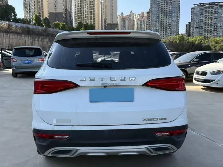 2019 Jetour X90 1.5T 147HP L4 6MT,autocango,china used car exporter,china ev exporter,chinese used car exporter,chinese used ev exporter