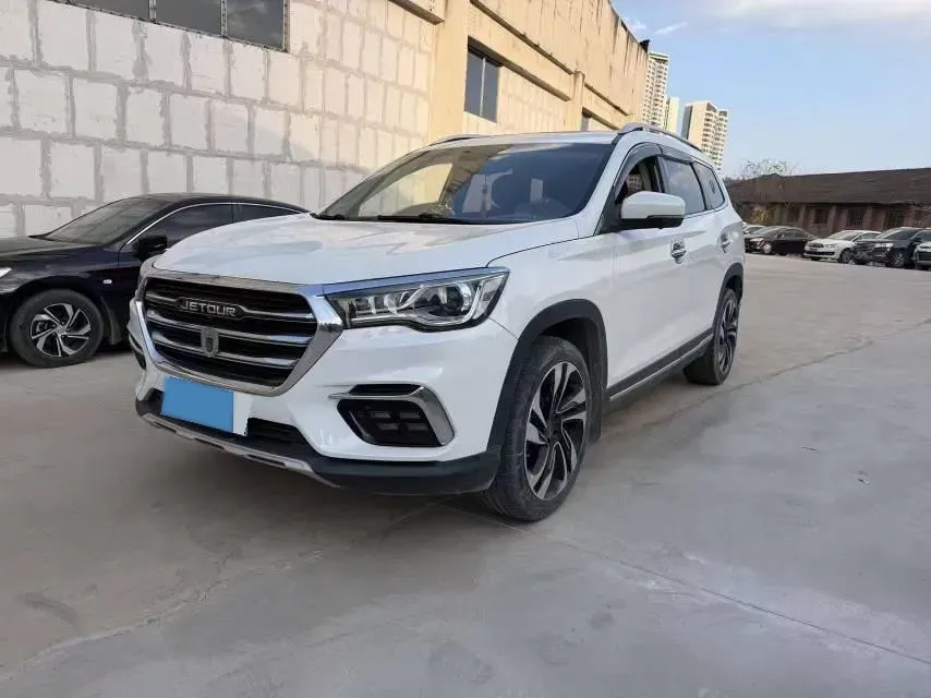 2019 Jetour X90 1.5T 147HP L4 6MT,autocango,china used car exporter,china ev exporter,chinese used car exporter,chinese used ev exporter