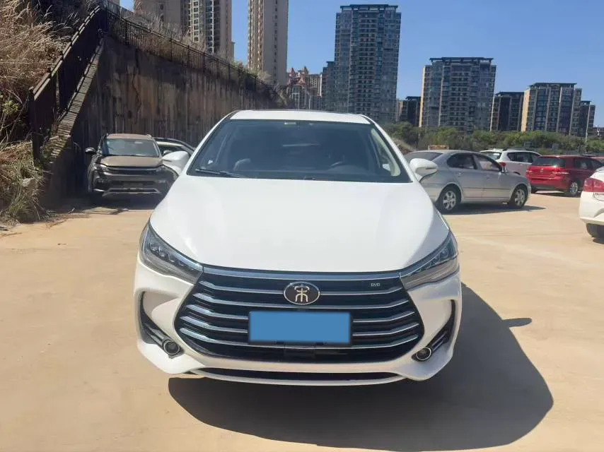 2019 Jetour X90 1.5T 147HP L4 6MT,autocango,china used car exporter,china ev exporter,chinese used car exporter,chinese used ev exporter