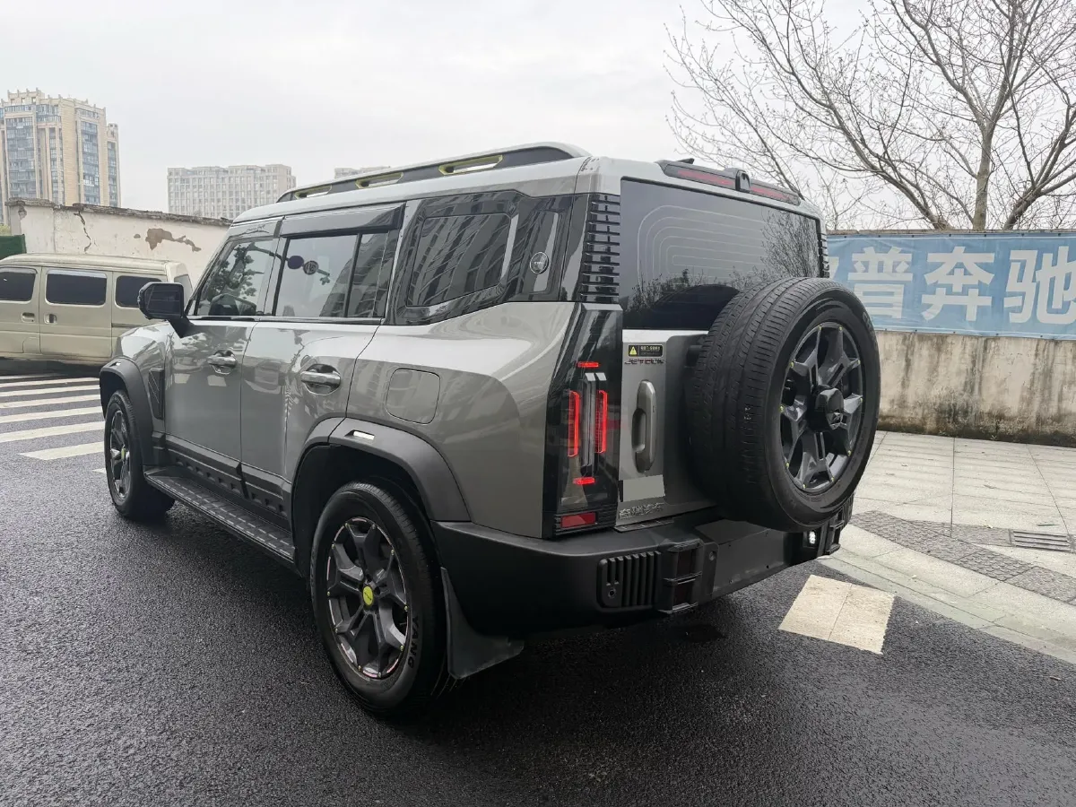 2023 Jetour Traveller 2.0T 254HP L4 7DCT,autocango,china used car exporter,china ev exporter,chinese used car exporter,chinese used ev exporter
