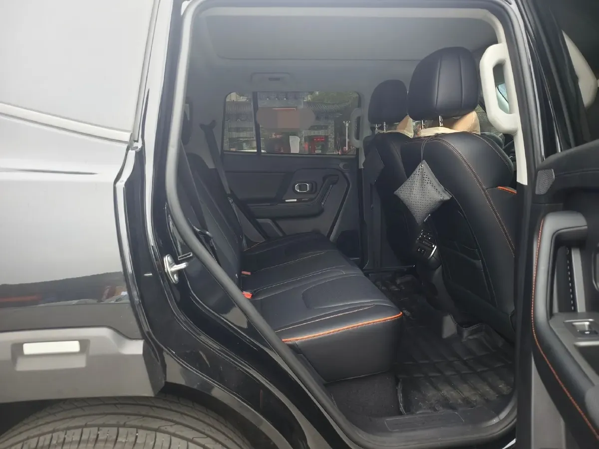 2025 Jetour Traveller 1.5T 184HP L4 7DCT,autocango,china used car exporter,china ev exporter,chinese used car exporter,chinese used ev exporter