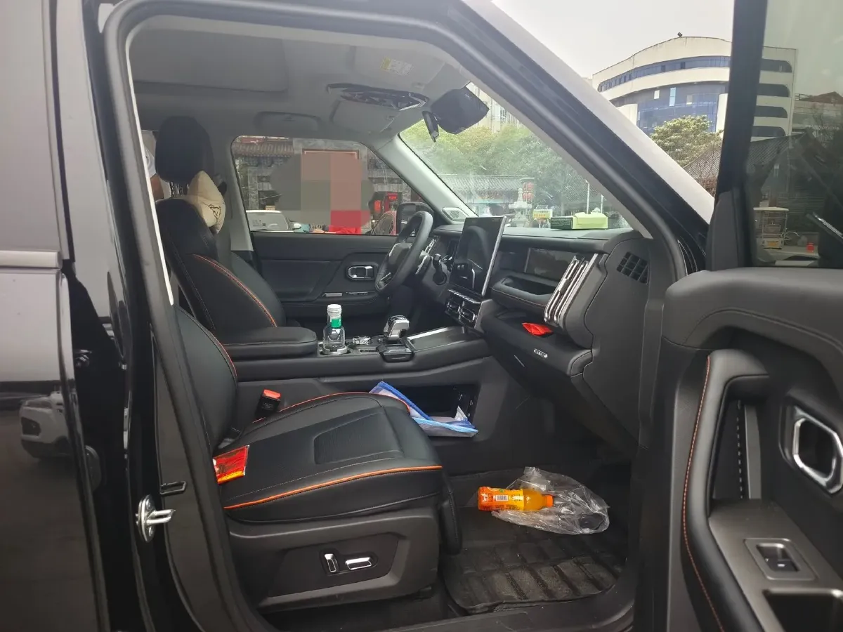 2025 Jetour Traveller 1.5T 184HP L4 7DCT,autocango,china used car exporter,china ev exporter,chinese used car exporter,chinese used ev exporter