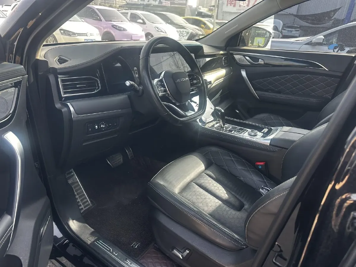 2020 Chery Tiggo 8 1.6T 197HP L4 7DCT,autocango,china used car exporter,china ev exporter,chinese used car exporter,chinese used ev exporter