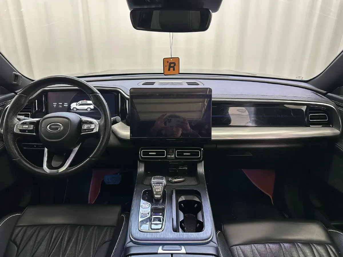 2022 GAC Trumpchi GS8 2.0T 252HP L4 8AT,autocango,china used car exporter,china ev exporter,chinese used car exporter,chinese used ev exporter