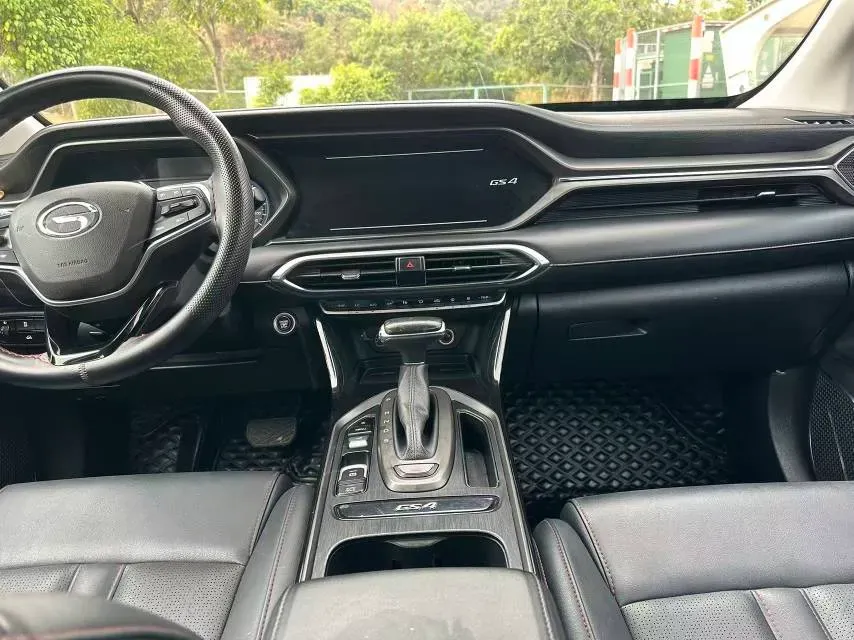 2021 GAC Trumpchi GS4 1.5T 169HP L4 6AT,autocango,china used car exporter,china ev exporter,chinese used car exporter,chinese used ev exporter