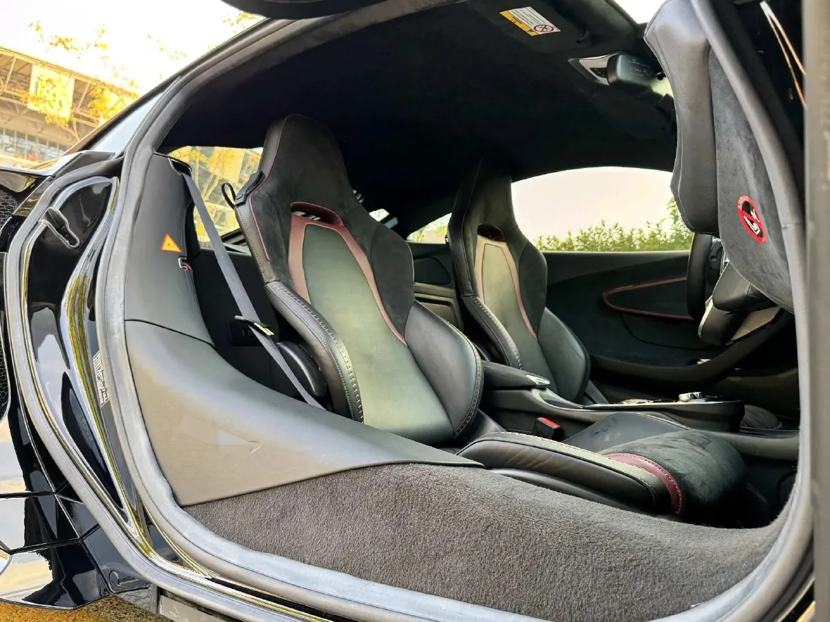 2019 Lorinser MAYBACH S Class 3.0T 367HP V6 9AT,autocango,china used car exporter,china ev exporter,chinese used car exporter,chinese used ev exporter