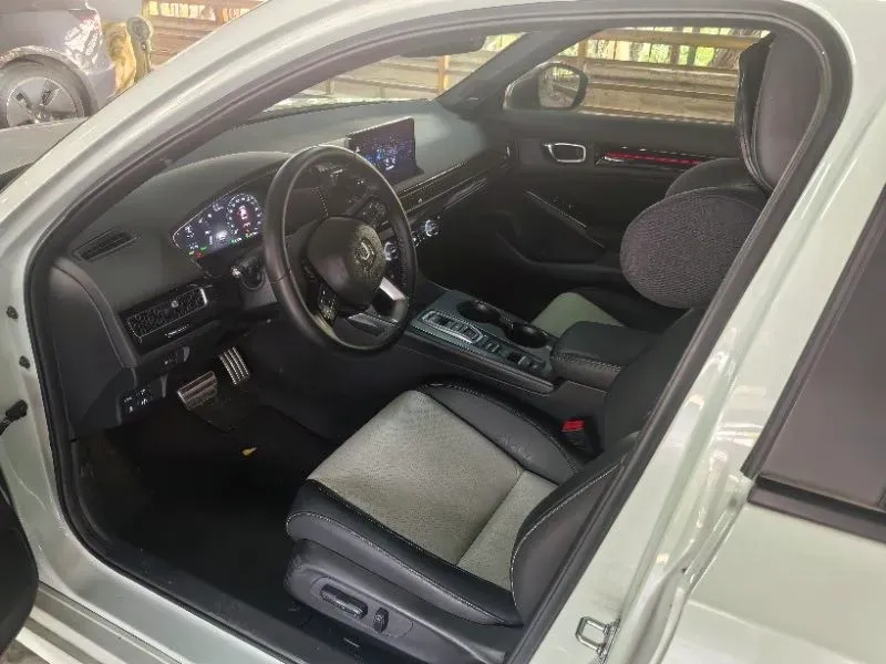 2023 Honda Civic 2.0L 143HP L4 E-CVT Hybrid,autocango,china used car exporter,china ev exporter,chinese used car exporter,chinese used ev exporter