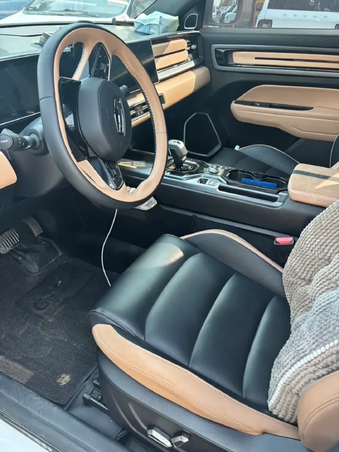 2023 Geely ICON 1.5T 181HP L4 7DCT,autocango,china used car exporter,china ev exporter,chinese used car exporter,chinese used ev exporter