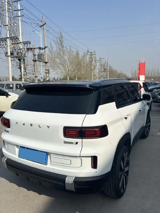 2023 Geely ICON 1.5T 181HP L4 7DCT,autocango,china used car exporter,china ev exporter,chinese used car exporter,chinese used ev exporter