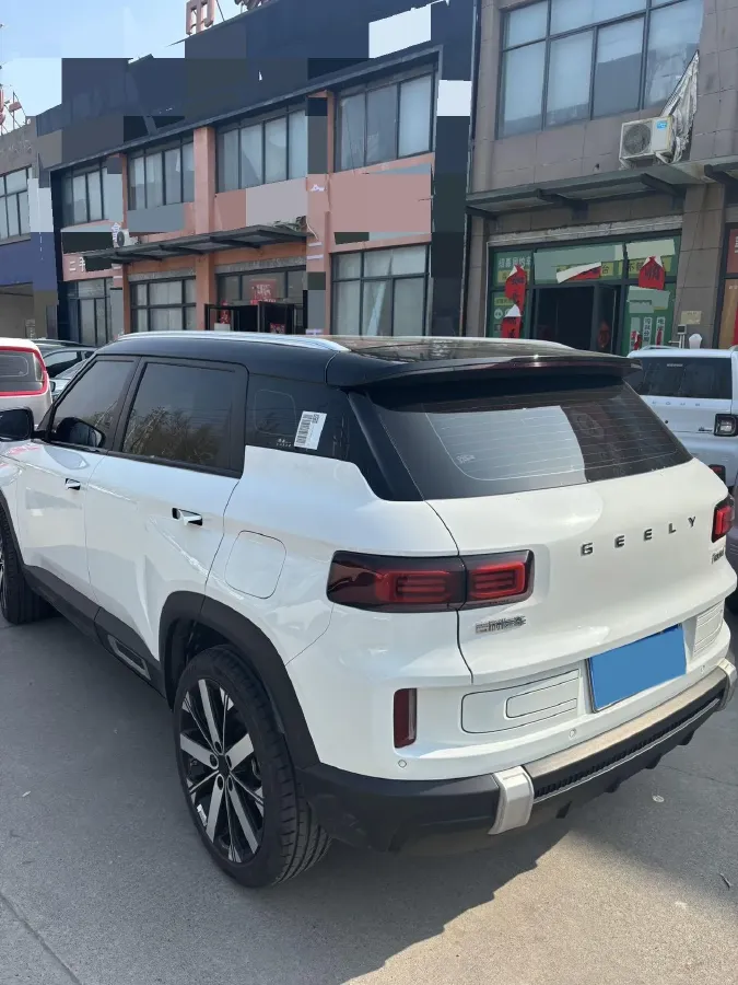 2023 Geely ICON 1.5T 181HP L4 7DCT,autocango,china used car exporter,china ev exporter,chinese used car exporter,chinese used ev exporter