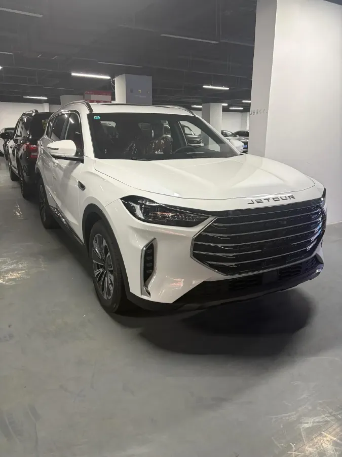2025 Jetour X70 Plus 1.5T 156HP L4 CVT,autocango,china used car exporter,china ev exporter,chinese used car exporter,chinese used ev exporter
