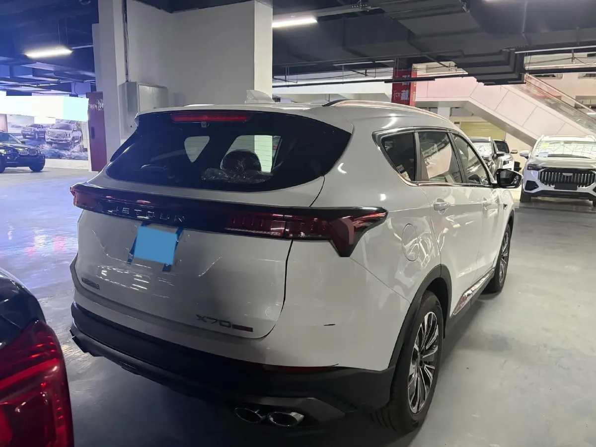 2025 Jetour X70 Plus 1.5T 156HP L4 CVT,autocango,china used car exporter,china ev exporter,chinese used car exporter,chinese used ev exporter