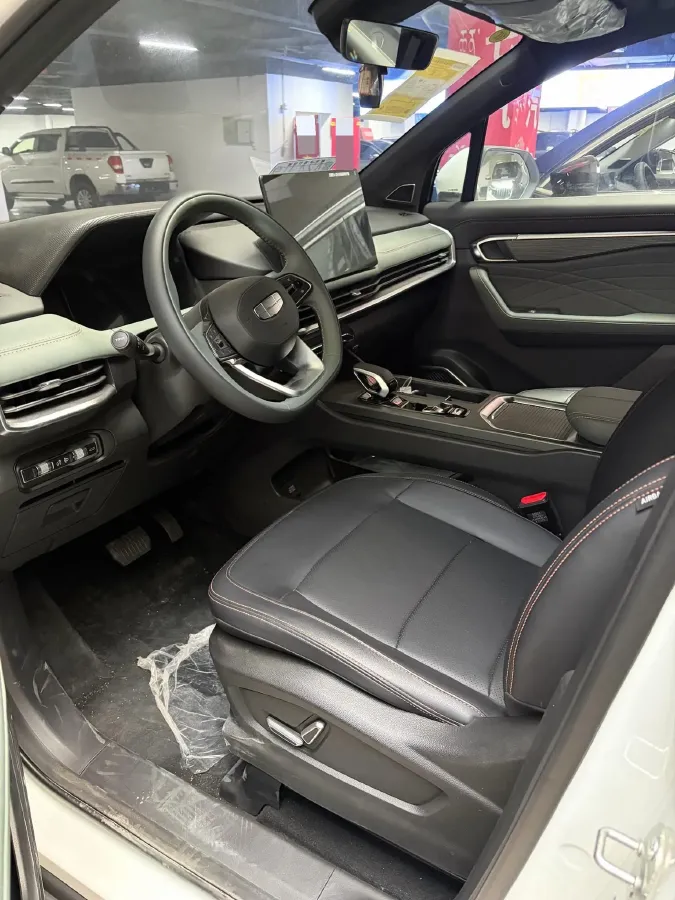 2024 Geely Okavango L 2.0T 218HP L4 7DCT,autocango,china used car exporter,china ev exporter,chinese used car exporter,chinese used ev exporter