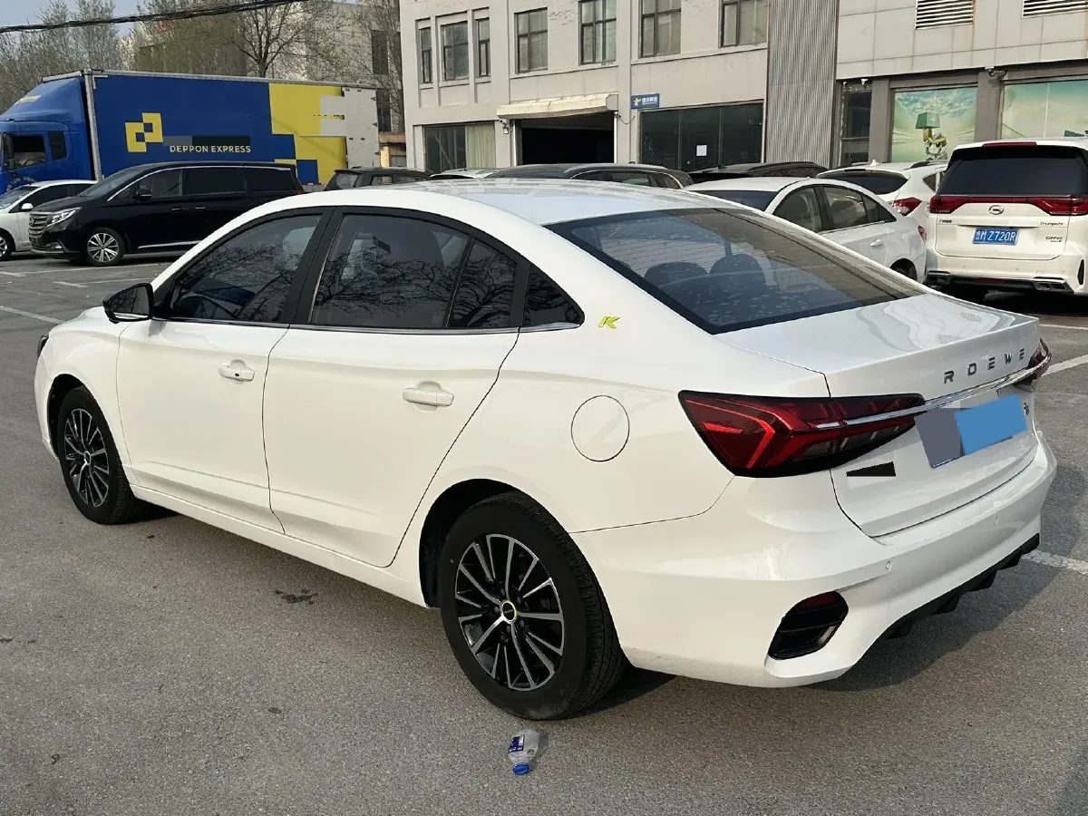 2021 Roewe i5 1.5L 120HP L4 CVT,autocango,china used car exporter,china ev exporter,chinese used car exporter,chinese used ev exporter