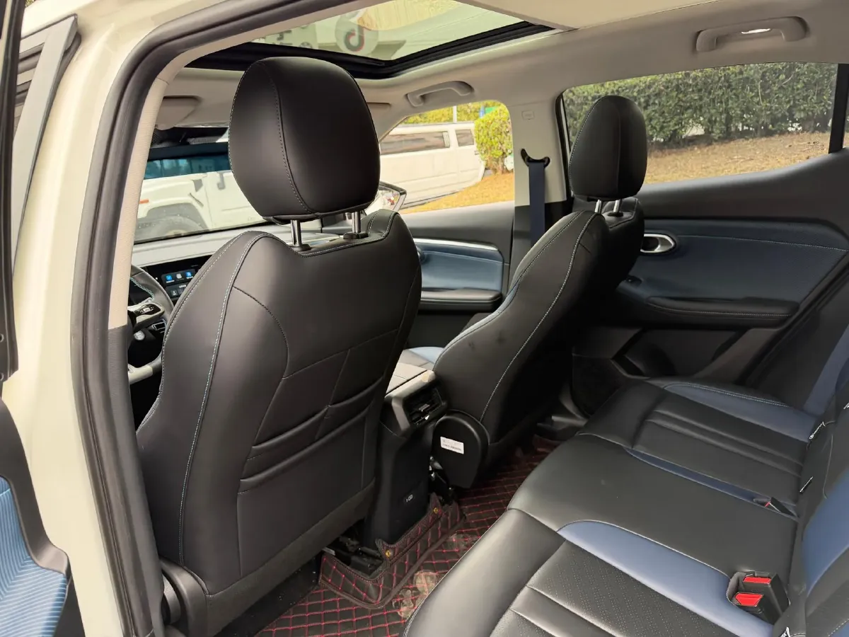 2023 GAC Trumpchi GS3 1.5T 177HP L4 7DCT,autocango,china used car exporter,china ev exporter,chinese used car exporter,chinese used ev exporter