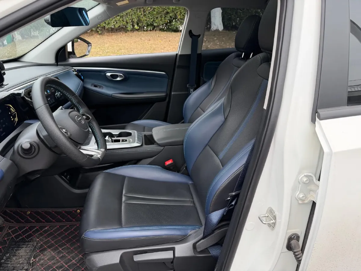 2023 GAC Trumpchi GS3 1.5T 177HP L4 7DCT,autocango,china used car exporter,china ev exporter,chinese used car exporter,chinese used ev exporter